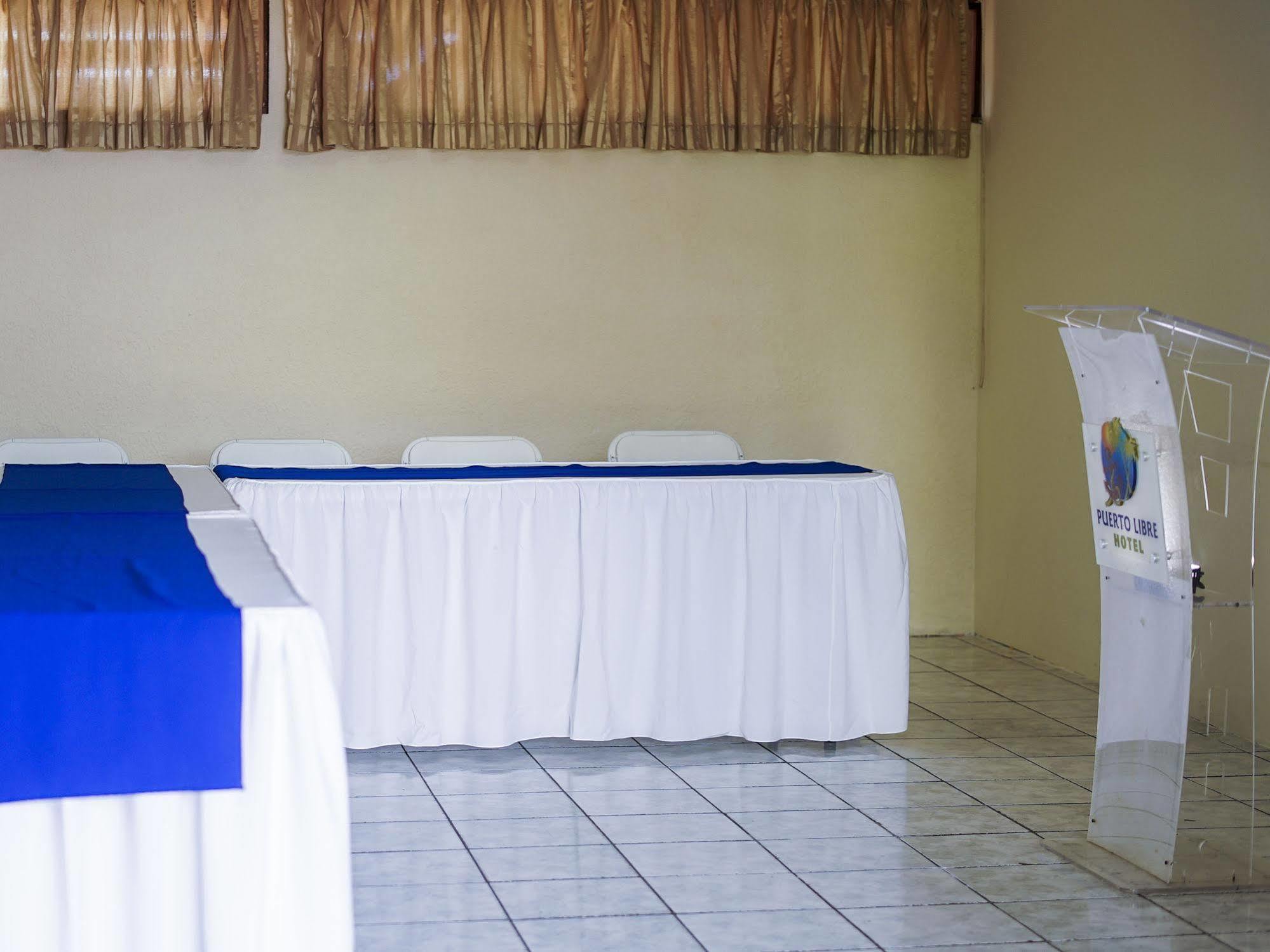 Hotel Puerto Libre Puerto Barrios Kültér fotó